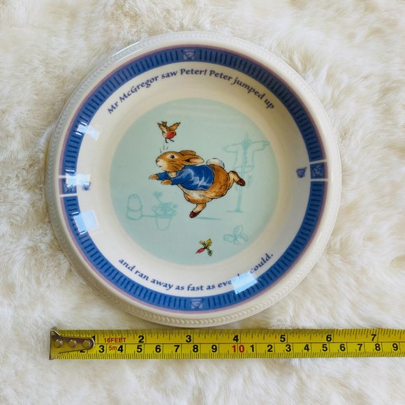 Wedgwood “Peter Rabbit” Frederick Warne & Co. 2001, 6" Bread Plate, NEW - Picture 2 of 5